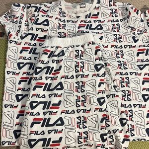 Fila 2xl shorts outfit